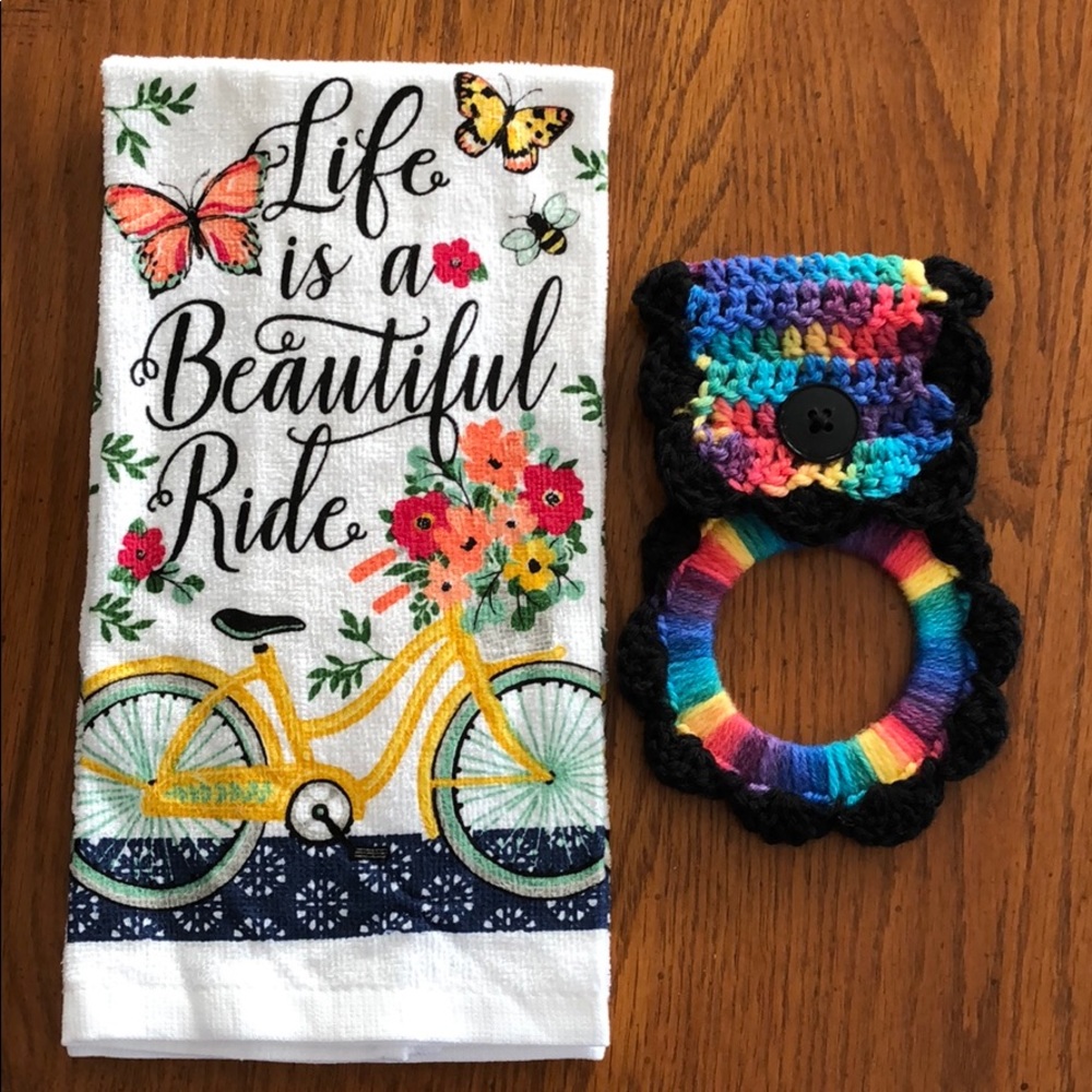 Rainbow 🌈 kitchen towel & hanger summer garden